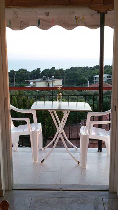 Villa Nefeli ลุทซา ภายนอก รูปภาพ